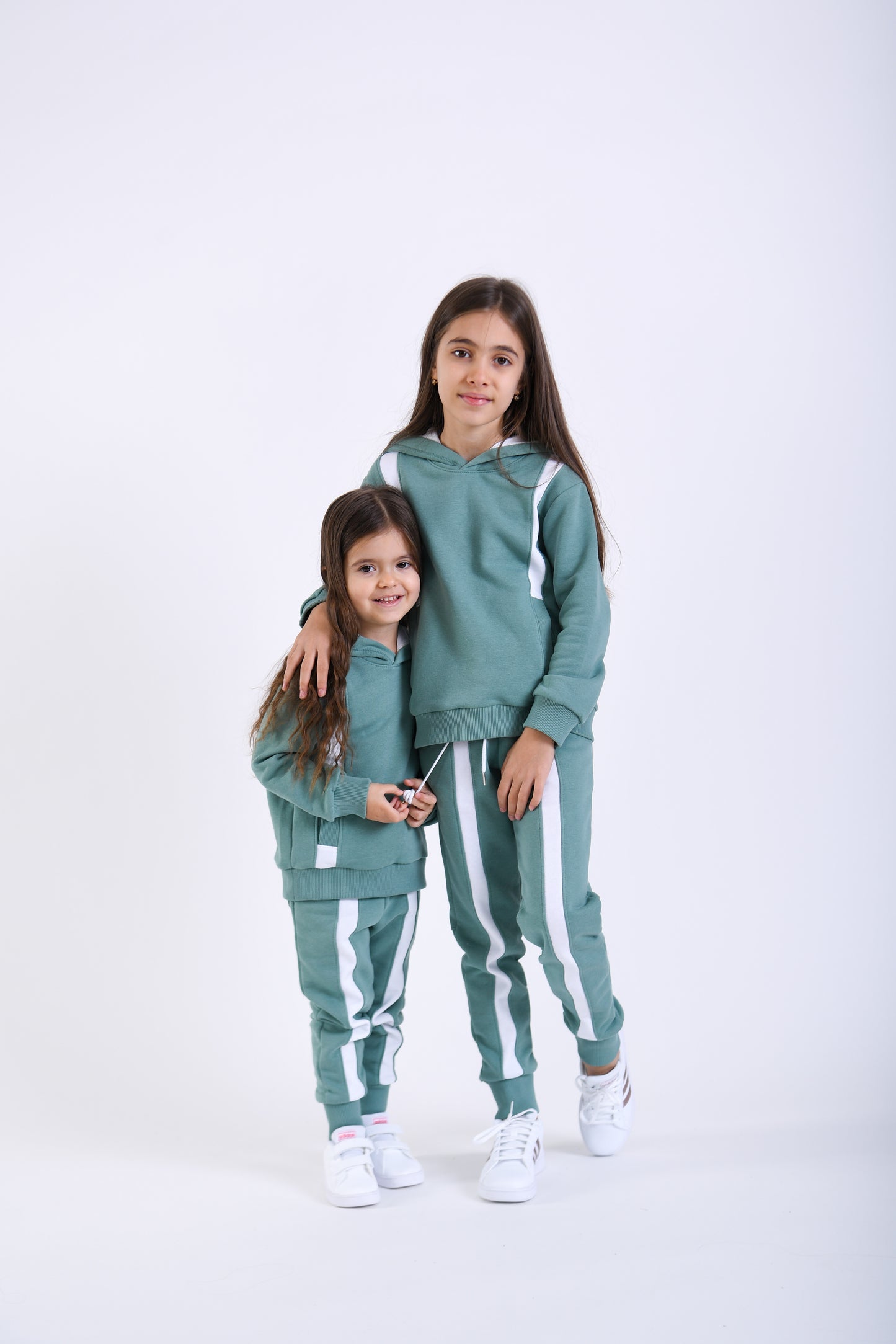 TRENING BUMBAC CU VIPUSCA, VERDE CU ALB (size 2 - 6)
