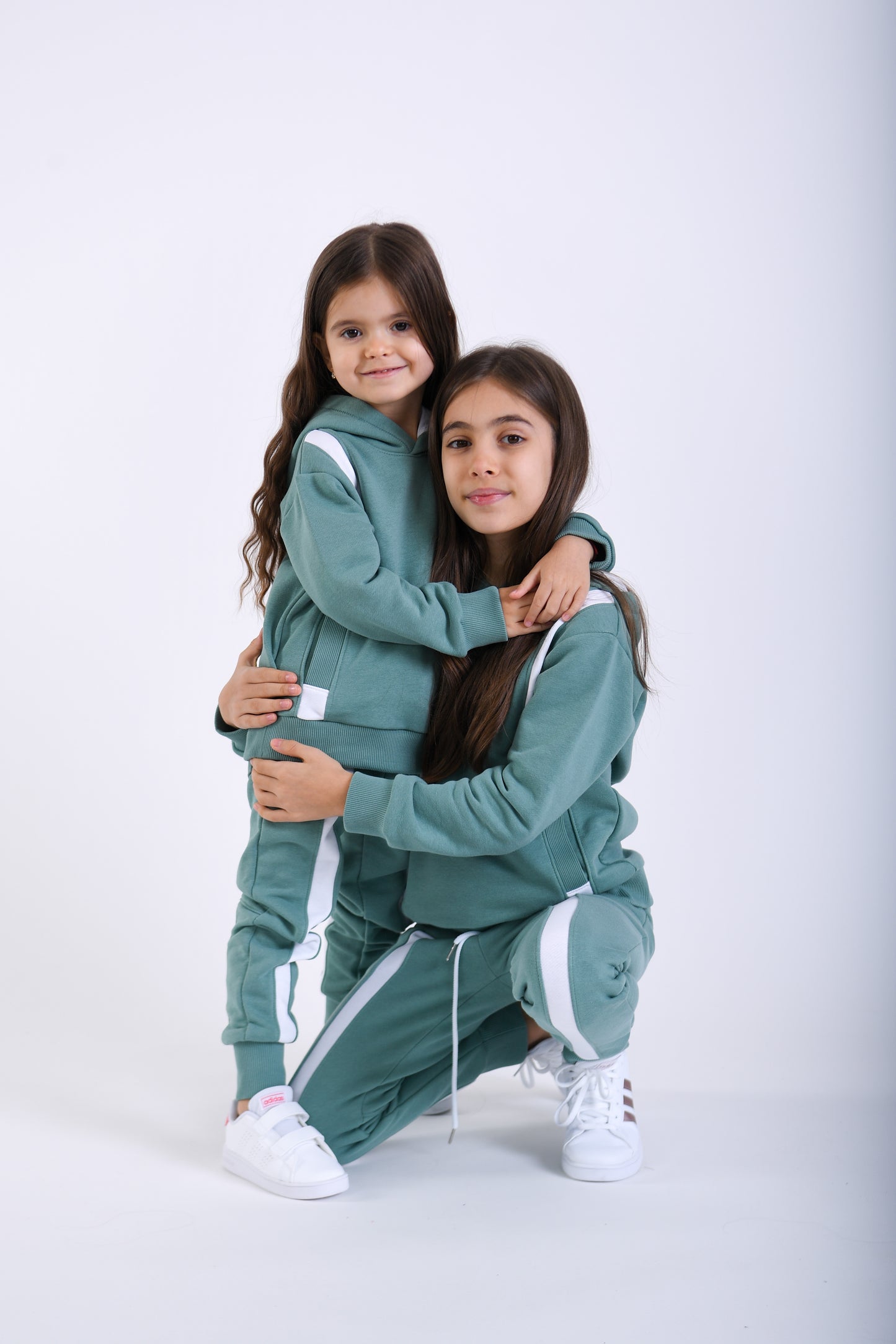 TRENING BUMBAC CU VIPUSCA, VERDE CU ALB (size 2 - 6)