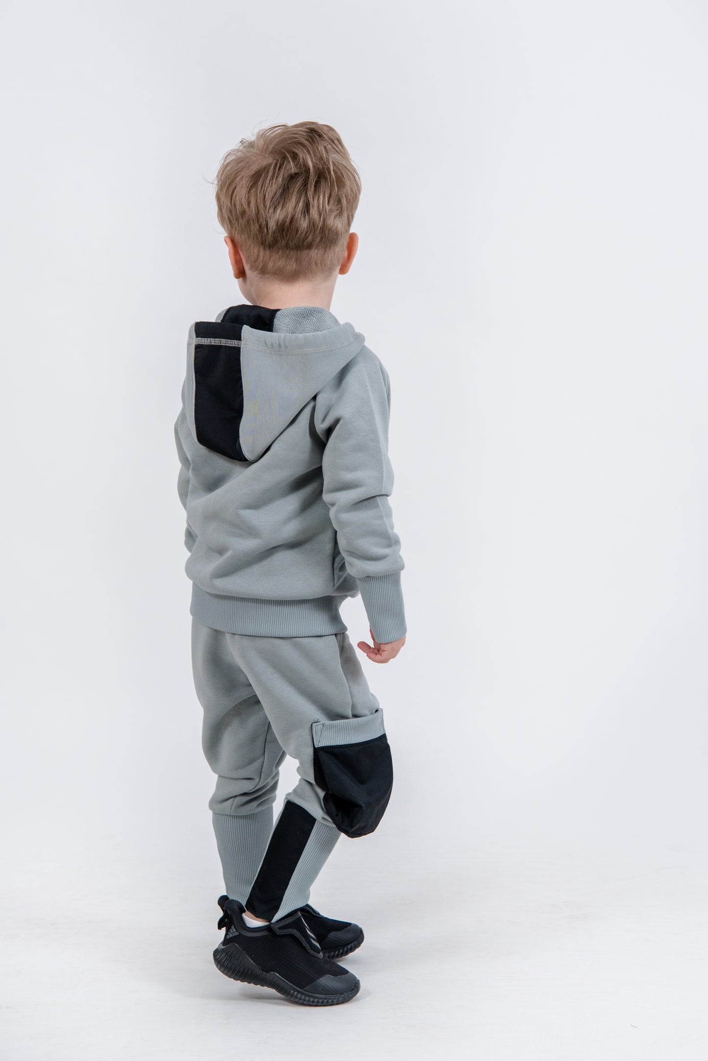TRENING BUMBAC GRI (size 2 - 6)