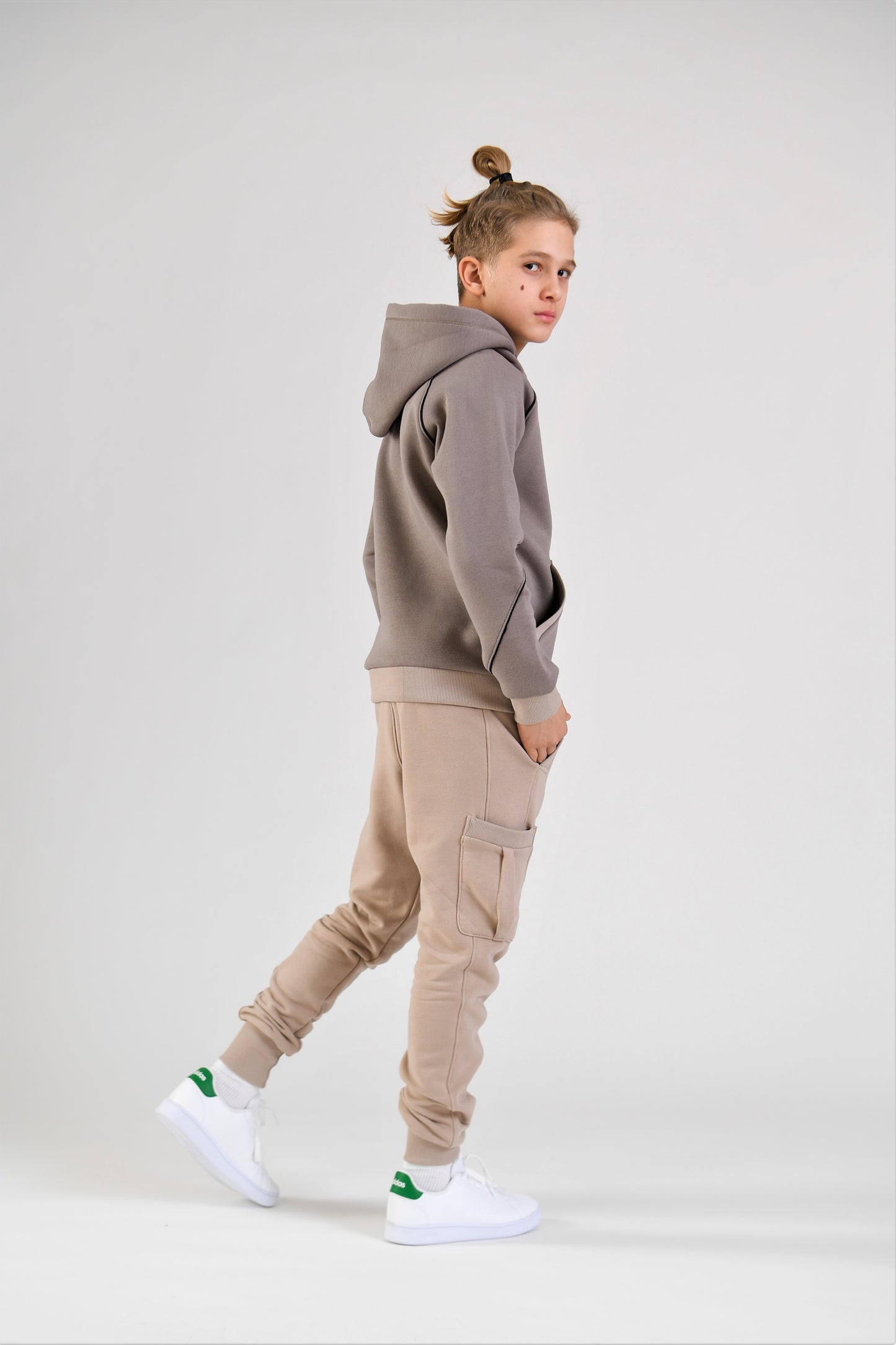 PANTALONI CARGO DIN BUMBAC ,BAIETI,BEJ
