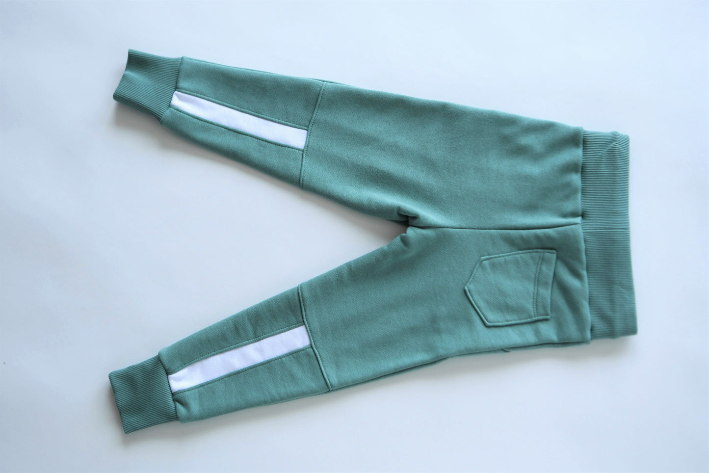 TRENING BUMBAC CU VIPUSCA, VERDE CU ALB (size 2 - 6)