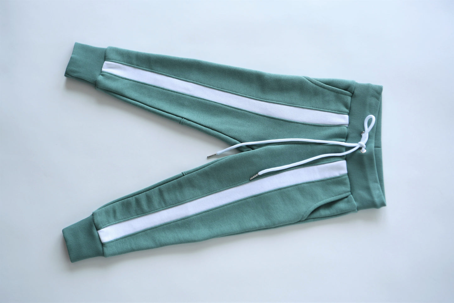 TRENING BUMBAC CU VIPUSCA, VERDE CU ALB (size 2 - 6)