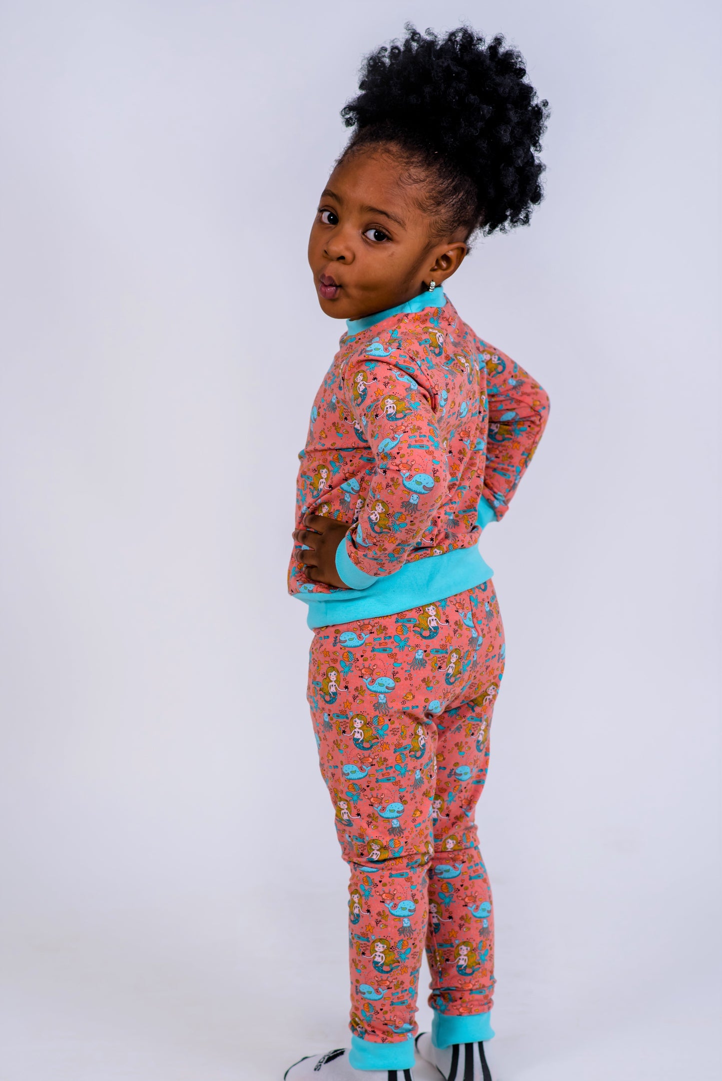 PIJAMA GLOW IN THE DARK SALMON