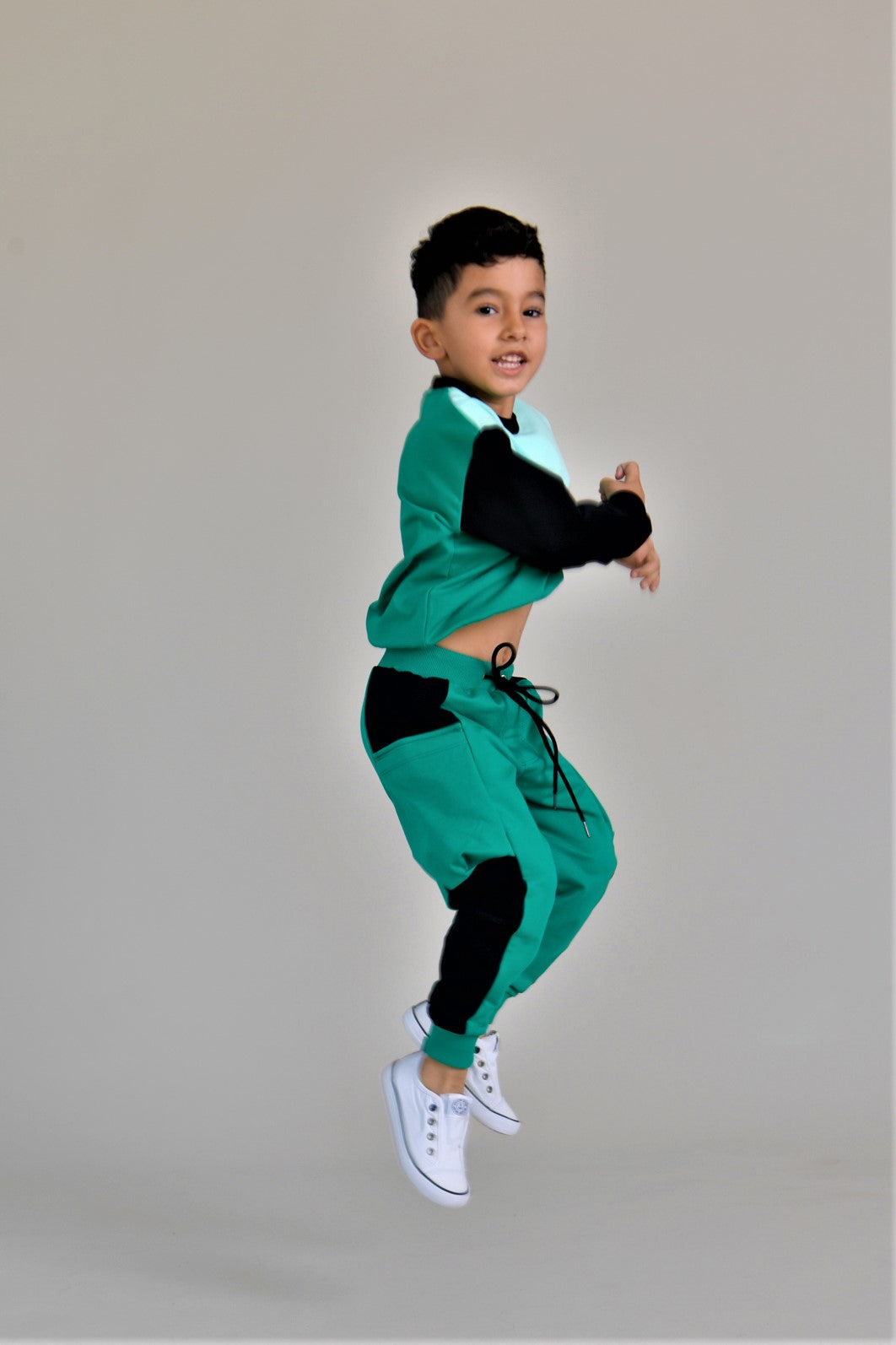 TRENING VERDE COLOR BLOCK BAIETI (size 2 - 6)